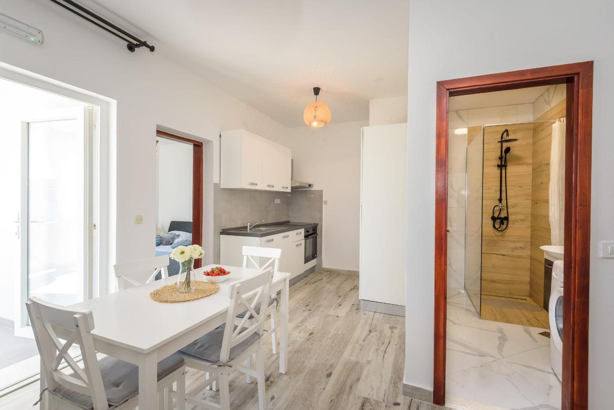 קומרנה Apartments Morska Vila מראה חיצוני תמונה