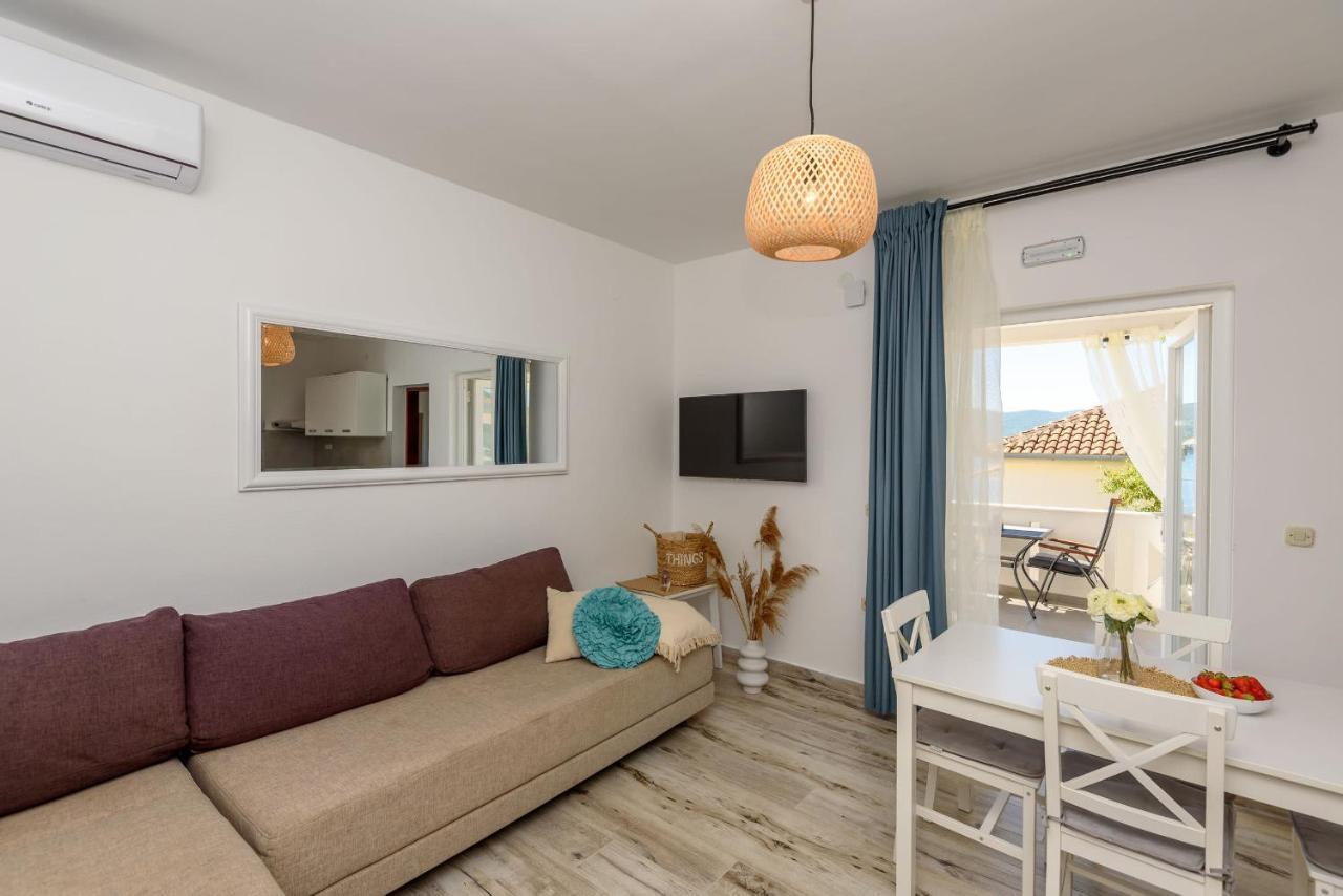 קומרנה Apartments Morska Vila מראה חיצוני תמונה